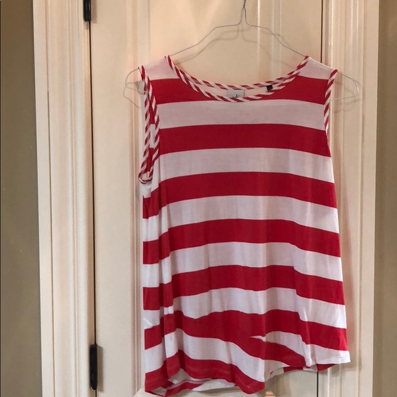 Cabi Carousel Tank - Picture 1 of 3